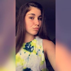 Meet your Posher, Kayla